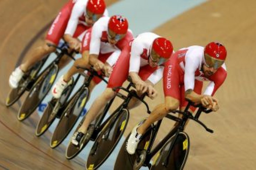 Burke wins fitness race for World Track Championships
